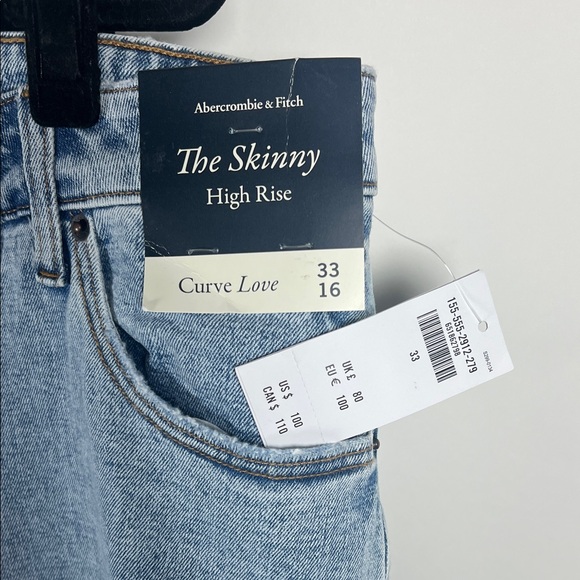 Abercrombie & Fitch High Rise Blue Jeans - Picture 3 of 5